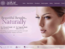 Tablet Screenshot of aakarplasticsurgery.com